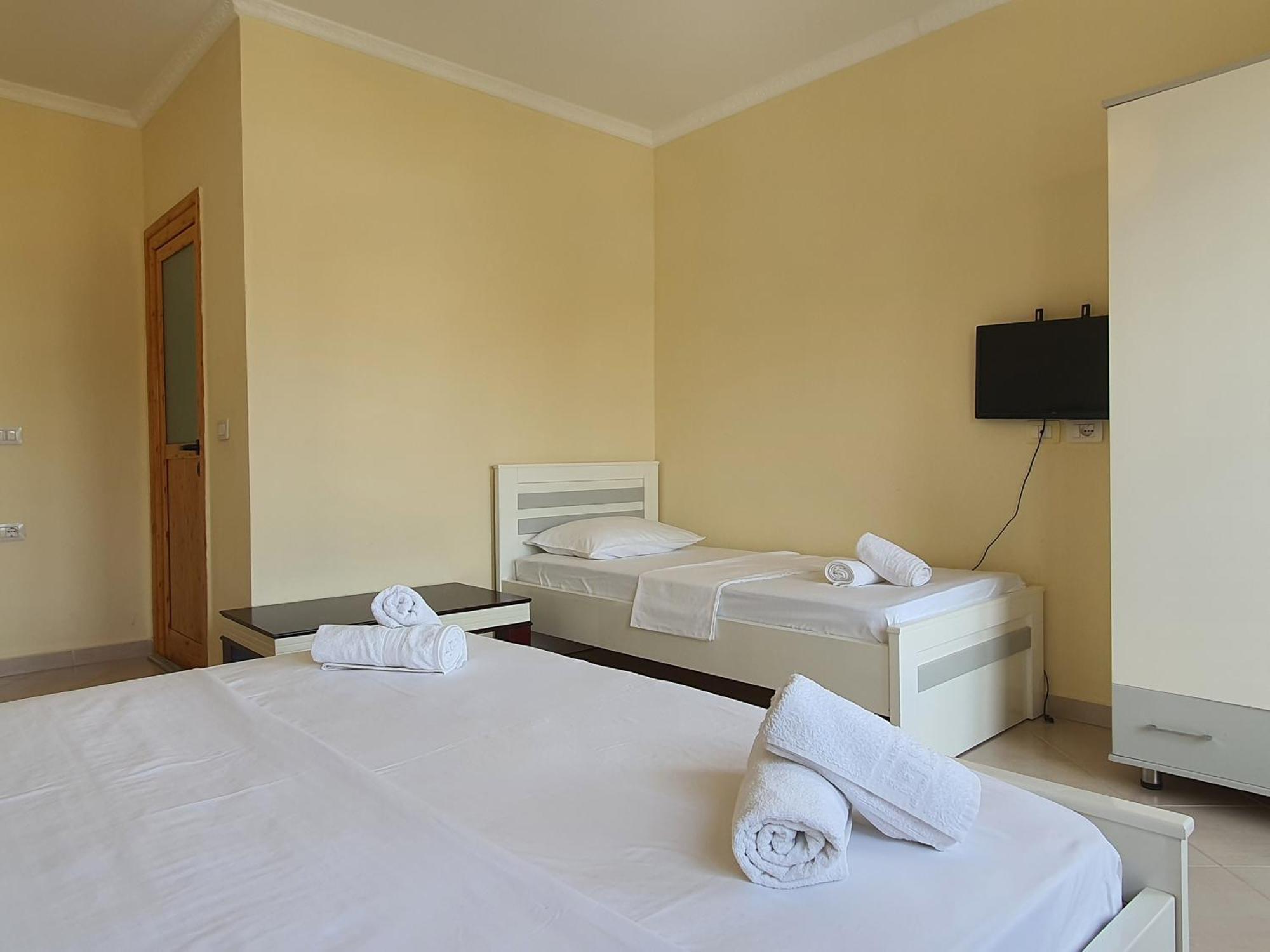 Mintt Hotel Ksamil Exterior foto