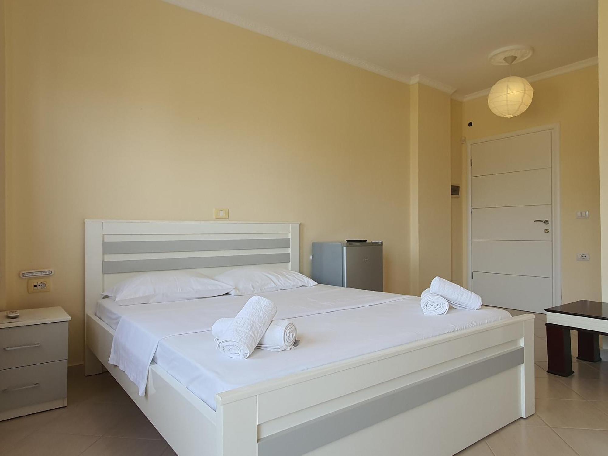 Mintt Hotel Ksamil Exterior foto